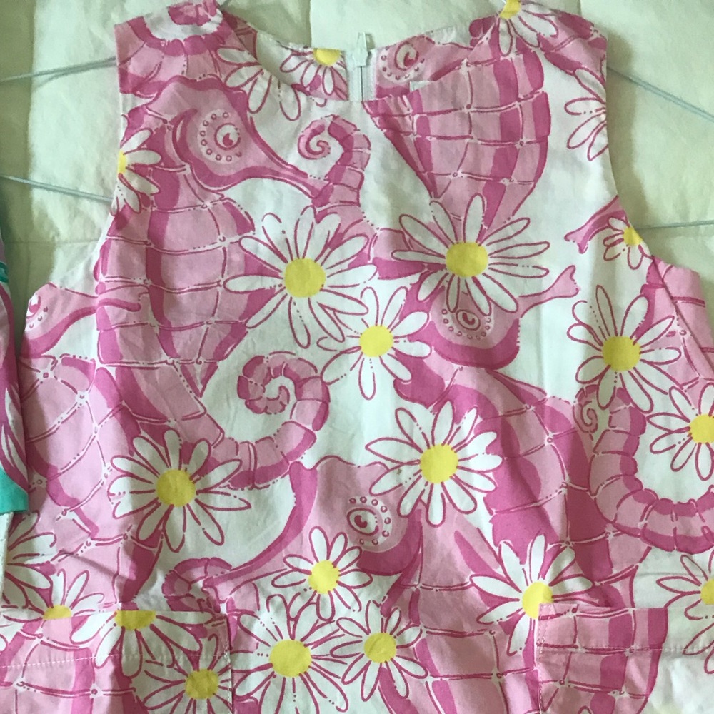 Girls Lilly Pulitzer 100% cotton, lined dress.
